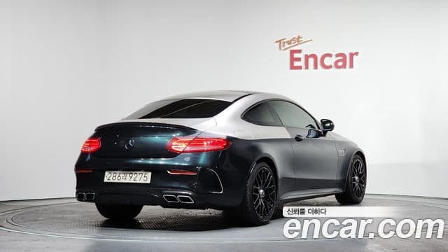 مرسيدس C- W205 C63 AMG